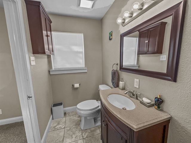 924 Meadow Mead Drive, Allen, TX 75002