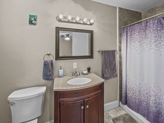 924 Meadow Mead Drive, Allen, TX 75002
