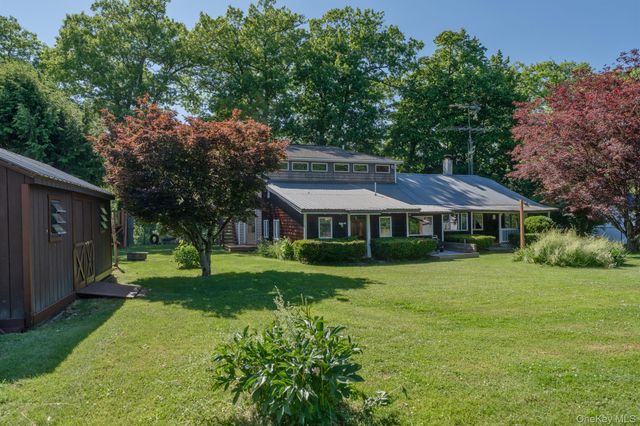 234 Sawmill Road, Lake Katrine, NY 12449
