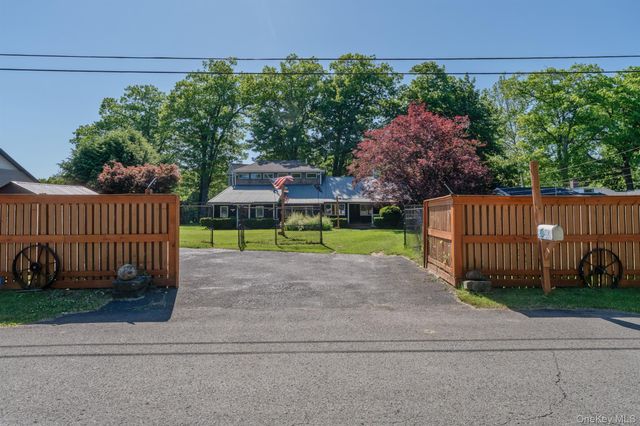 234 Sawmill Road, Lake Katrine, NY 12449