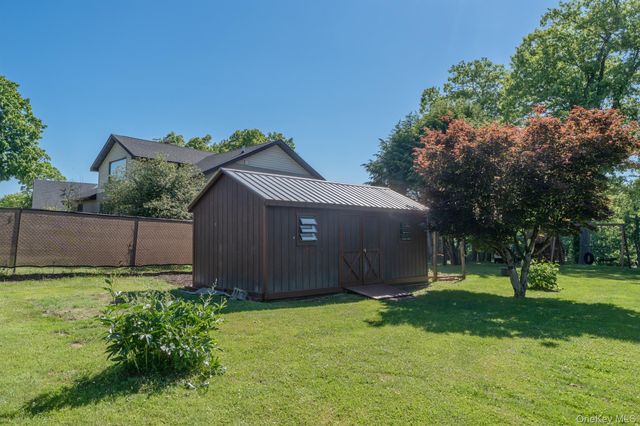 234 Sawmill Road, Lake Katrine, NY 12449