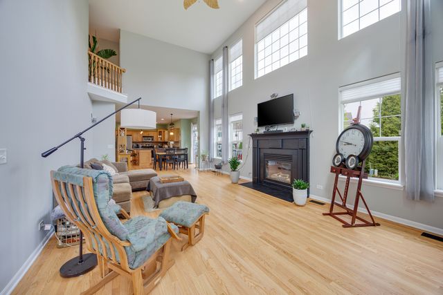 10631 Oregon Trail, Huntley, IL 60142