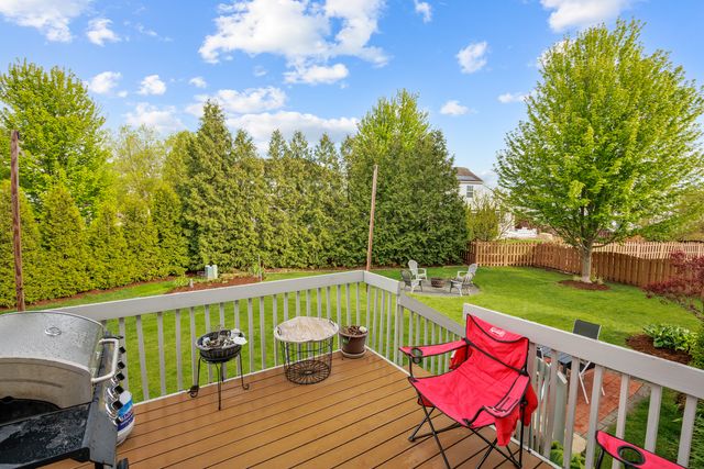 10631 Oregon Trail, Huntley, IL 60142