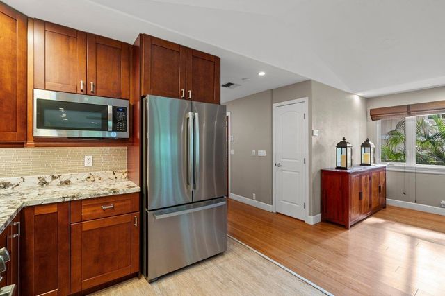 31 Waikalani Hema Pl, Kihei, HI 96753