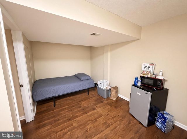 14949 CARRIAGE SQUARE DR, Silver Spring, MD 20906