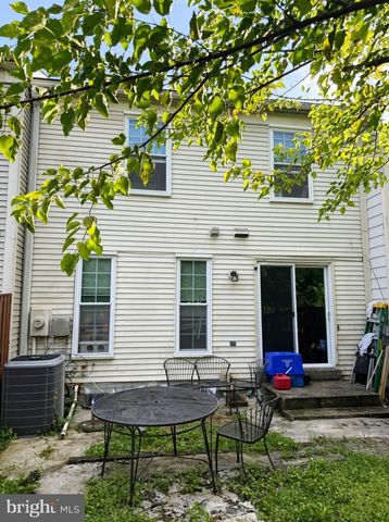 14949 CARRIAGE SQUARE DR, Silver Spring, MD 20906