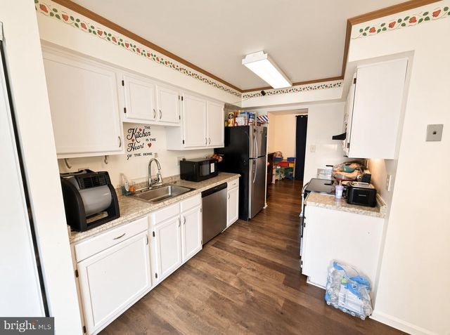 14949 CARRIAGE SQUARE DR, Silver Spring, MD 20906