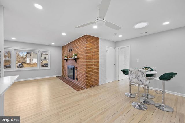 8821 W FORT FOOTE TER, Fort Washington, MD 20744