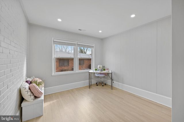 8821 W FORT FOOTE TER, Fort Washington, MD 20744