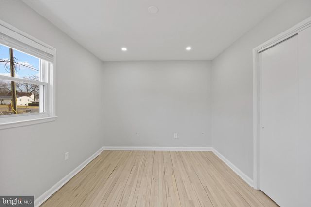 8821 W FORT FOOTE TER, Fort Washington, MD 20744