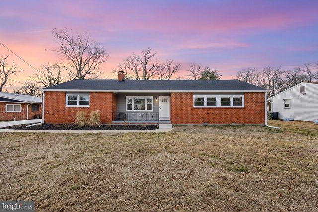 8821 W FORT FOOTE TER, Fort Washington, MD 20744