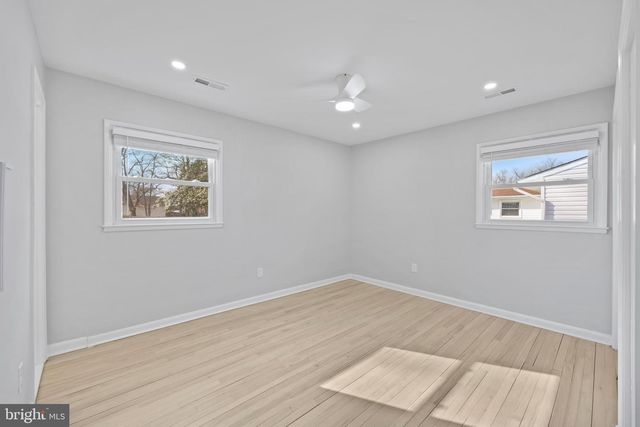 8821 W FORT FOOTE TER, Fort Washington, MD 20744