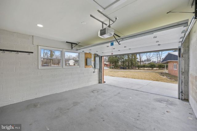 8821 W FORT FOOTE TER, Fort Washington, MD 20744