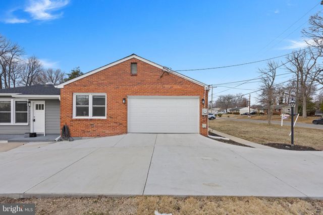 8821 W FORT FOOTE TER, Fort Washington, MD 20744