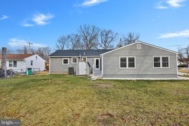 8821 W FORT FOOTE TER, Fort Washington, MD 20744