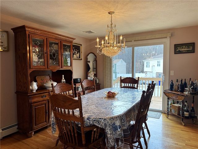 53 Bicentennial Way, North Providence, RI 02911