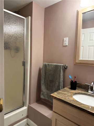 53 Bicentennial Way, North Providence, RI 02911