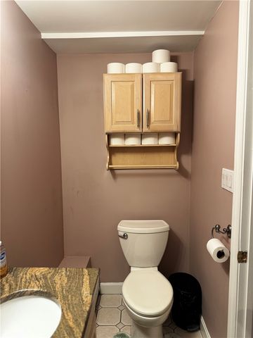 53 Bicentennial Way, North Providence, RI 02911