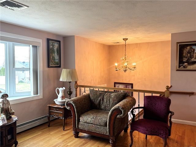 53 Bicentennial Way, North Providence, RI 02911