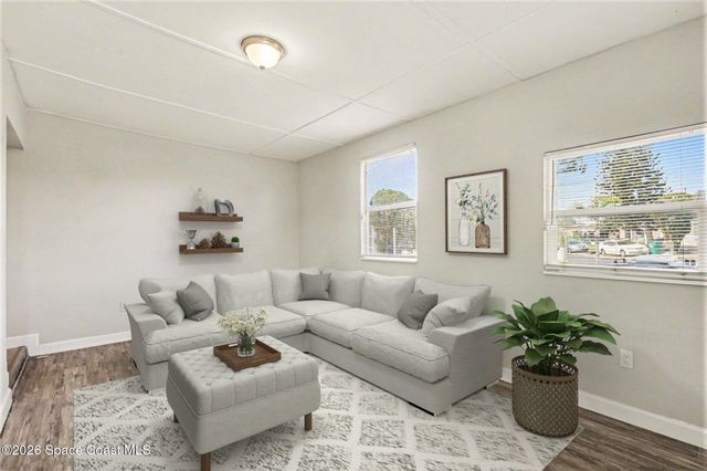 905 Poplar Lane, Melbourne, FL 32901