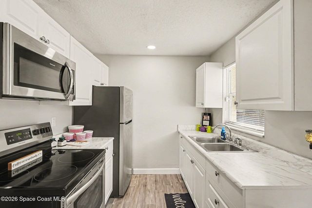 905 Poplar Lane, Melbourne, FL 32901