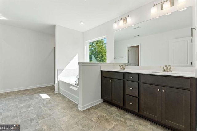 16 Madison Lane, Adairsville, GA 30103