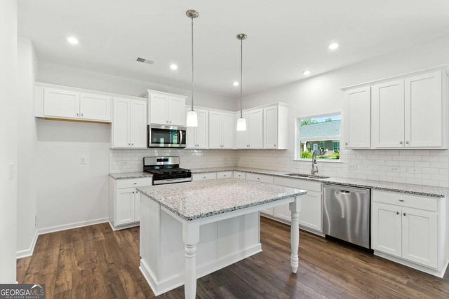 16 Madison Lane, Adairsville, GA 30103