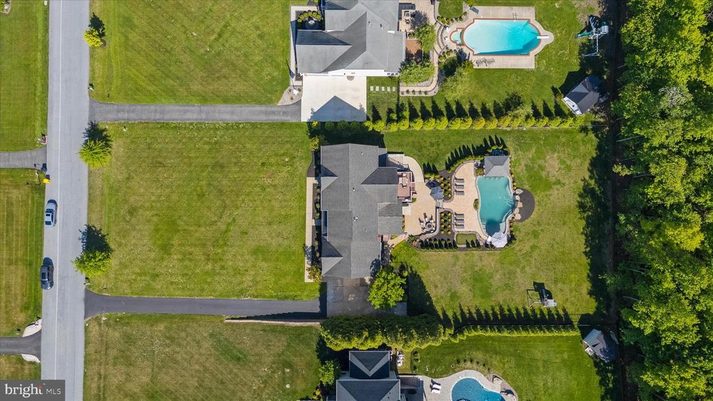 Image 114 of property listing at 1631 CARNOUSTIE DR, Pasadena, MD 21122