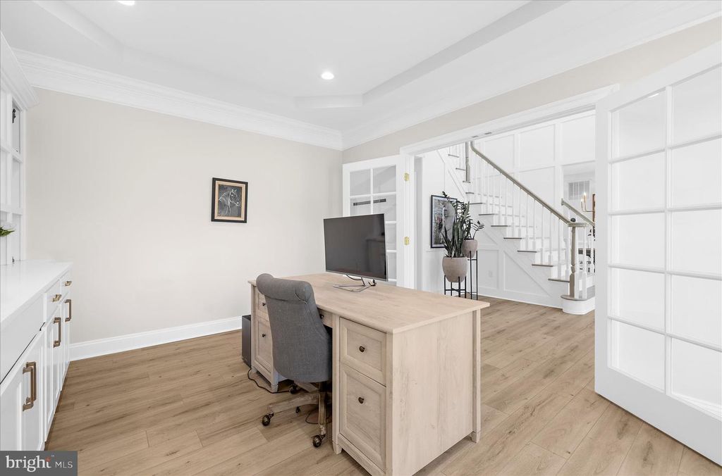 Image 15 of property listing at 1631 CARNOUSTIE DR, Pasadena, MD 21122