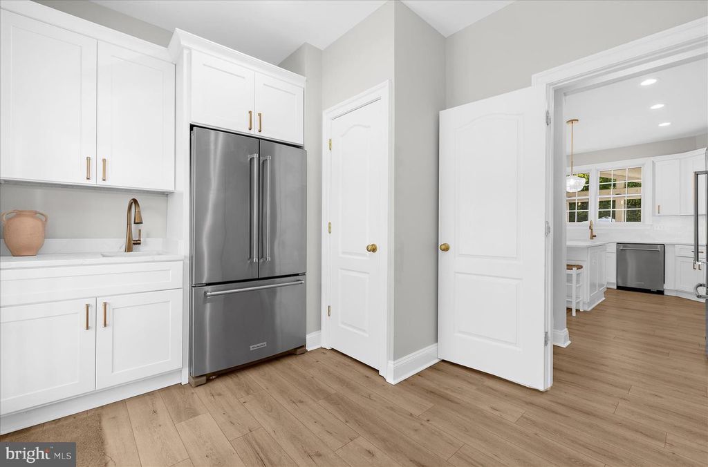 Image 34 of property listing at 1631 CARNOUSTIE DR, Pasadena, MD 21122