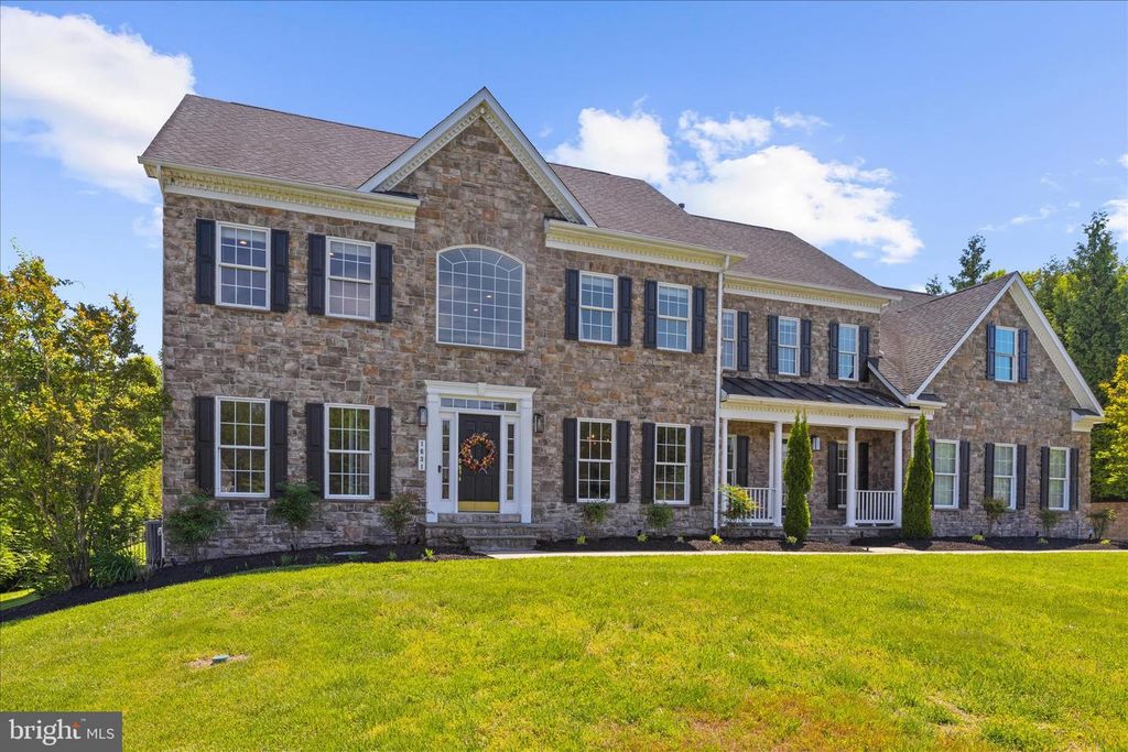 Image 4 of property listing at 1631 CARNOUSTIE DR, Pasadena, MD 21122