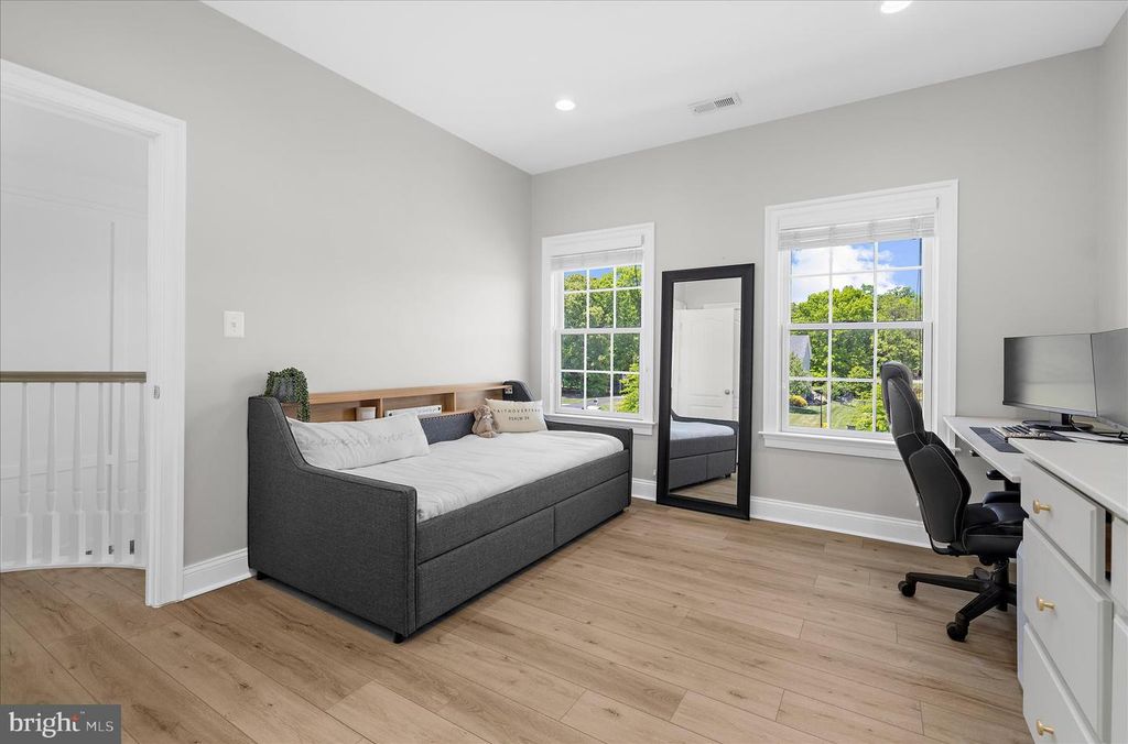 Image 53 of property listing at 1631 CARNOUSTIE DR, Pasadena, MD 21122