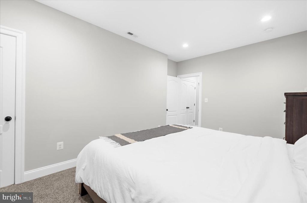 Image 56 of property listing at 1631 CARNOUSTIE DR, Pasadena, MD 21122