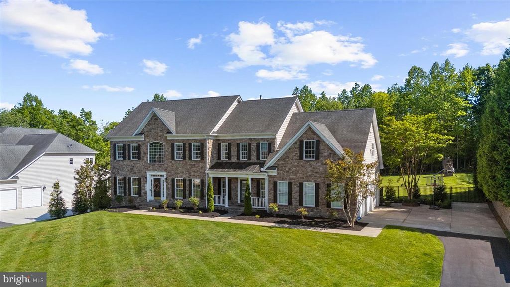 Image 6 of property listing at 1631 CARNOUSTIE DR, Pasadena, MD 21122