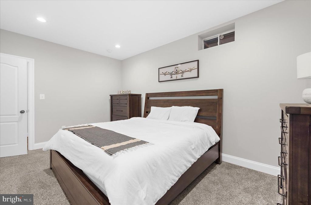 Image 60 of property listing at 1631 CARNOUSTIE DR, Pasadena, MD 21122