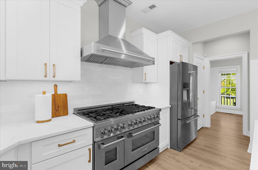 Image 62 of property listing at 1631 CARNOUSTIE DR, Pasadena, MD 21122