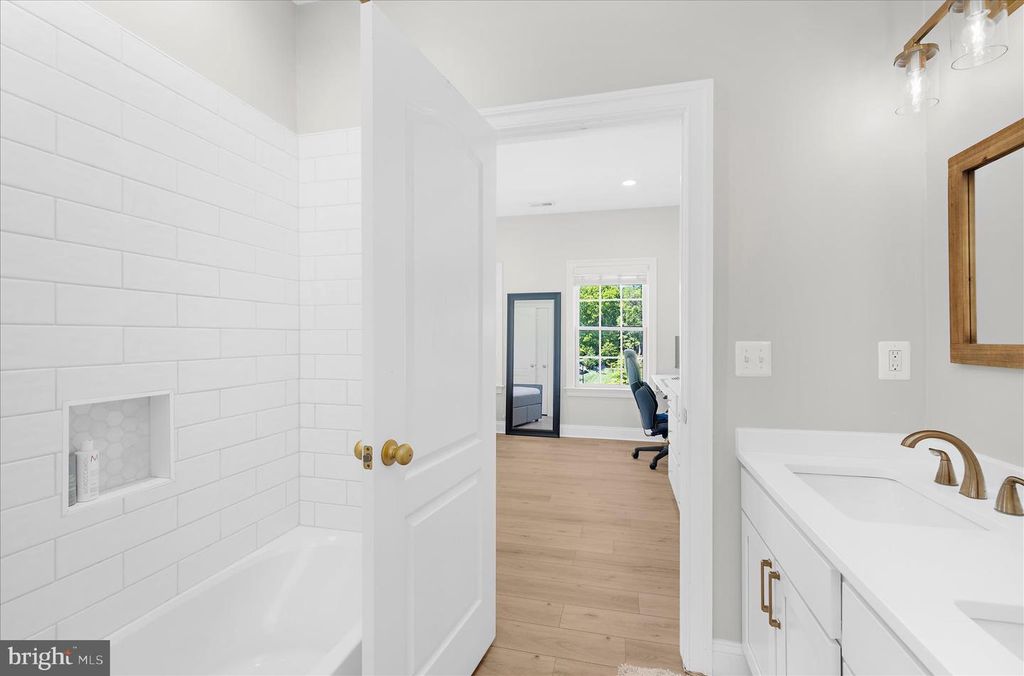 Image 64 of property listing at 1631 CARNOUSTIE DR, Pasadena, MD 21122