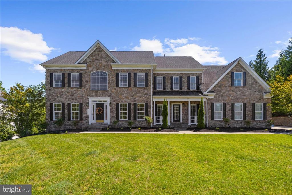 Image 7 of property listing at 1631 CARNOUSTIE DR, Pasadena, MD 21122