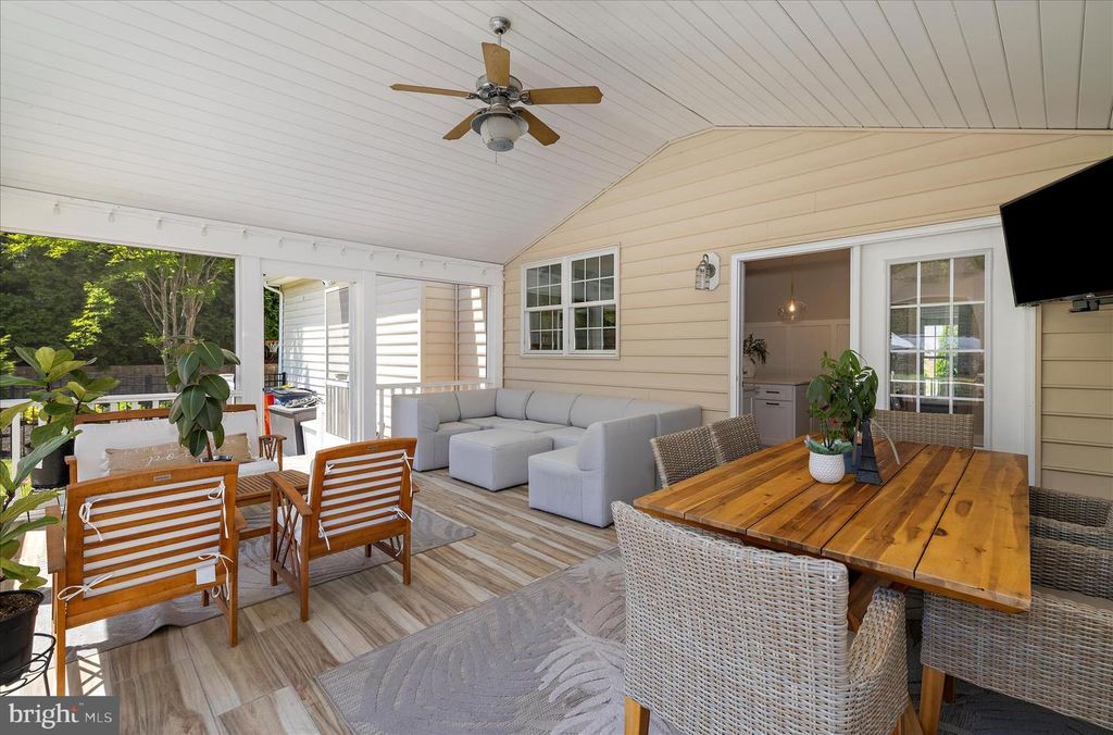 Image 83 of property listing at 1631 CARNOUSTIE DR, Pasadena, MD 21122