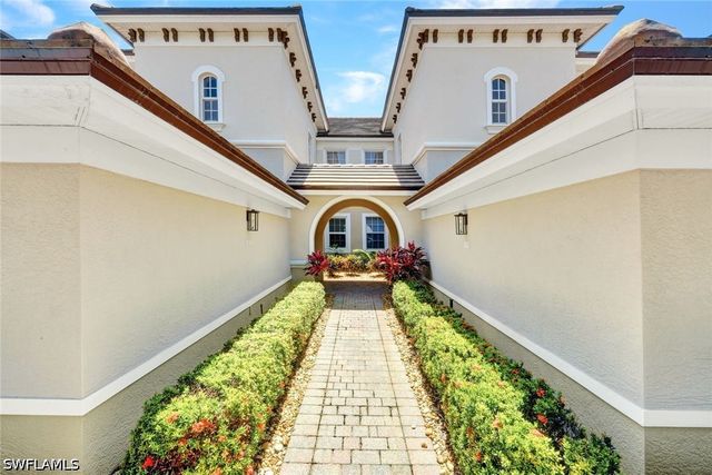 10060 Valiant CT 202, Miromar Lakes, FL 33913