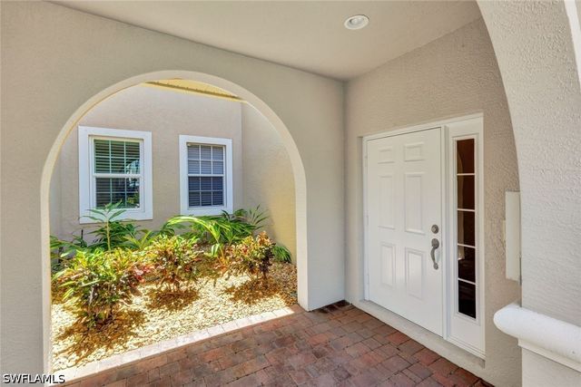 10060 Valiant CT 202, Miromar Lakes, FL 33913
