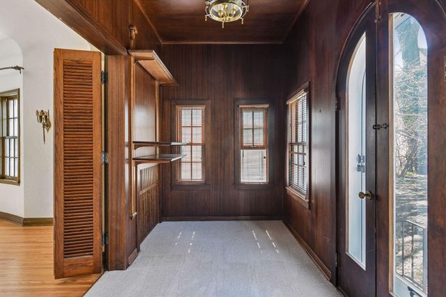 38 W Minnehaha Parkway, Minneapolis, MN 55419