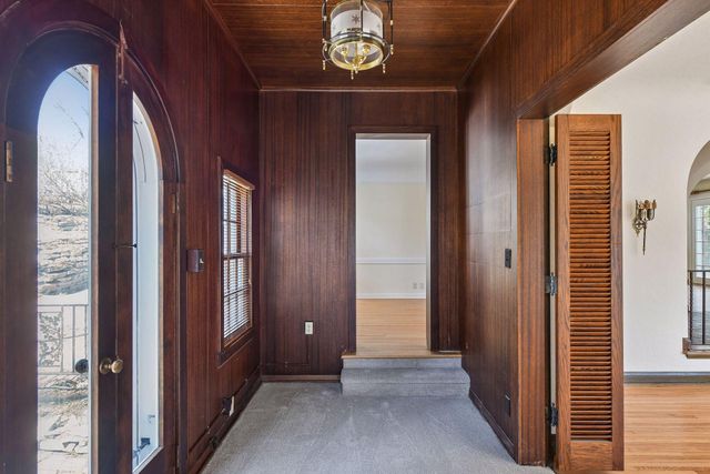 38 W Minnehaha Parkway, Minneapolis, MN 55419