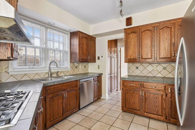 38 W Minnehaha Parkway, Minneapolis, MN 55419