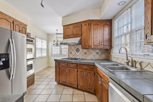 38 W Minnehaha Parkway, Minneapolis, MN 55419