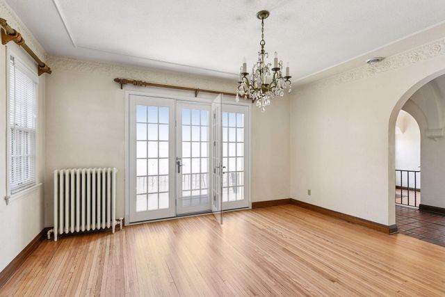 38 W Minnehaha Parkway, Minneapolis, MN 55419