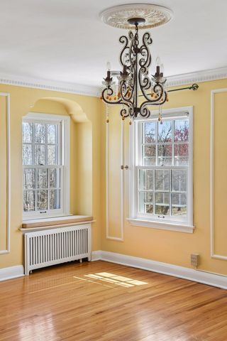 38 W Minnehaha Parkway, Minneapolis, MN 55419