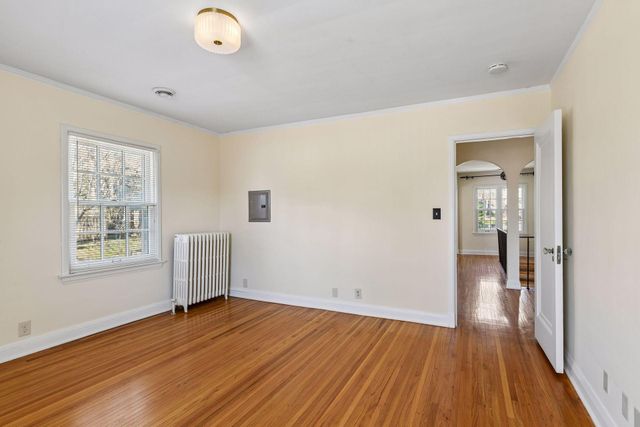 38 W Minnehaha Parkway, Minneapolis, MN 55419