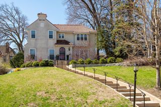 38 W Minnehaha Parkway, Minneapolis, MN 55419