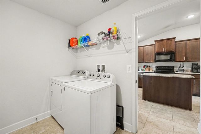 380 CITRUS POINTE DRIVE, Davenport, FL 33837